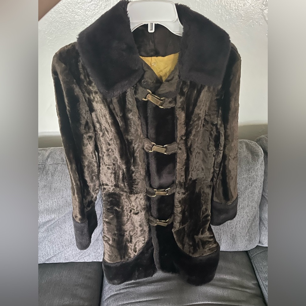 Vintage Brown Faux Fur Coat with Toggle Closures